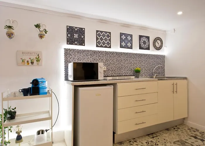 Blue Trindade - Magical Citycenter Porto