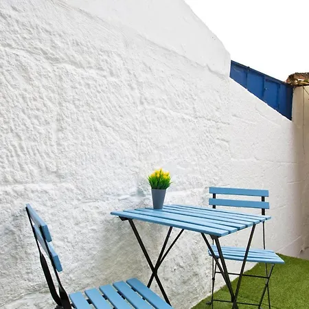 Blue Trindade - Magical Citycenter